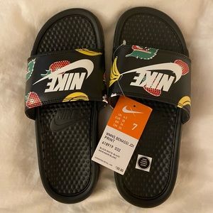 Womens Benassi Slides